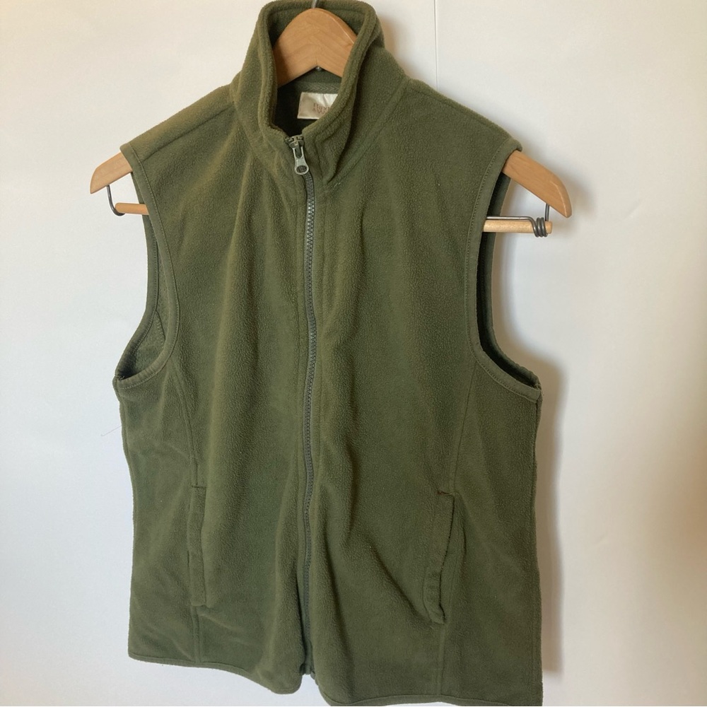 Baxter and Wells Green Fleece Vest